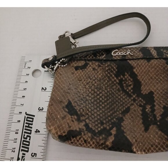 Coach Leather Snakeskin Design Wristlet Logo Bag Purse - Picture 3 of 12